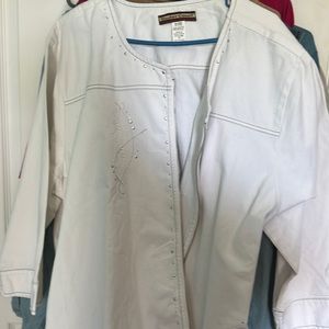 Tudor Court white/silver embellished Jean jacket.  Sz 4x $25
